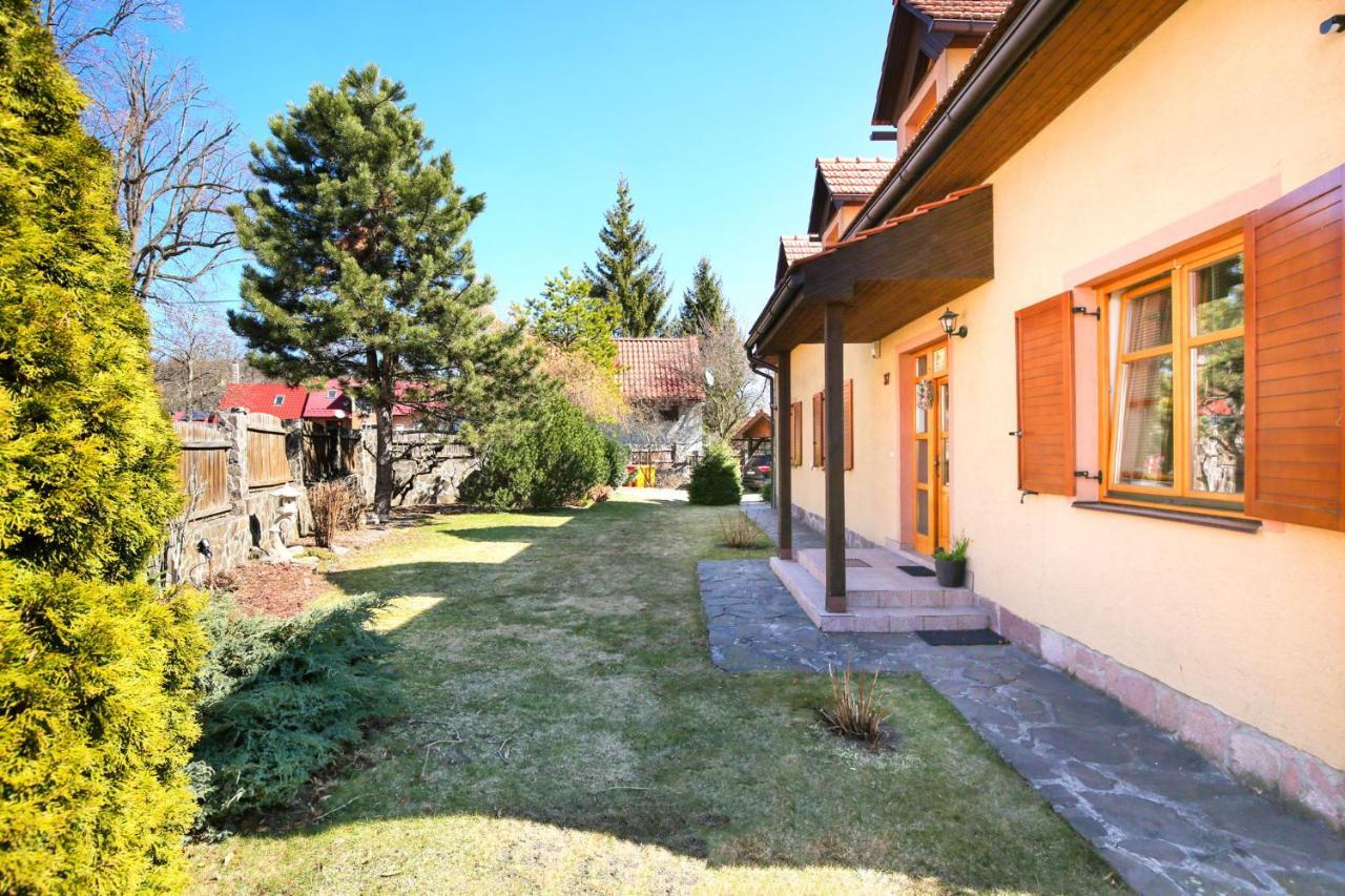דירות Banská Štiavnica Apartman Daniela מראה חיצוני תמונה