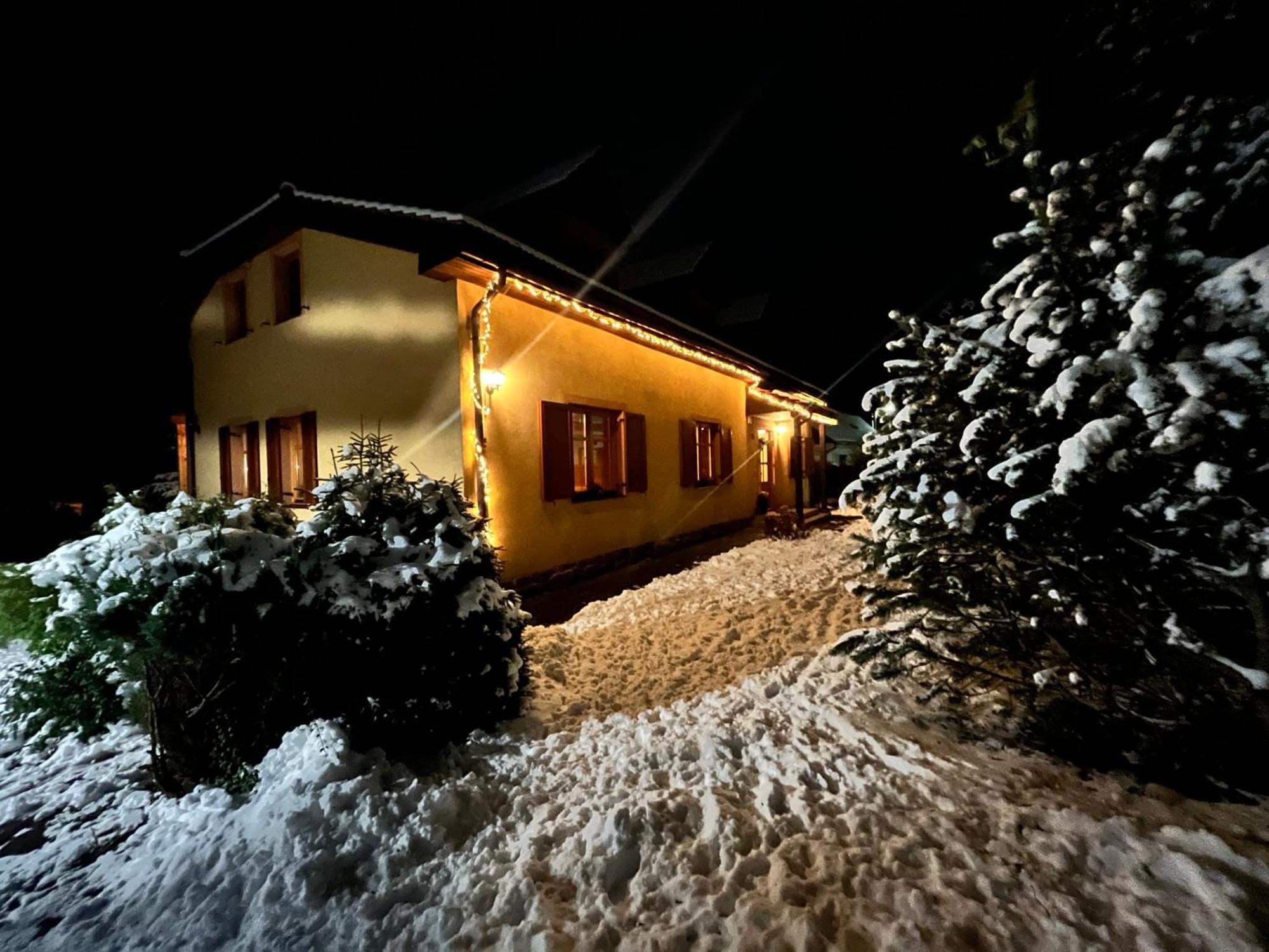 דירות Banská Štiavnica Apartman Daniela מראה חיצוני תמונה